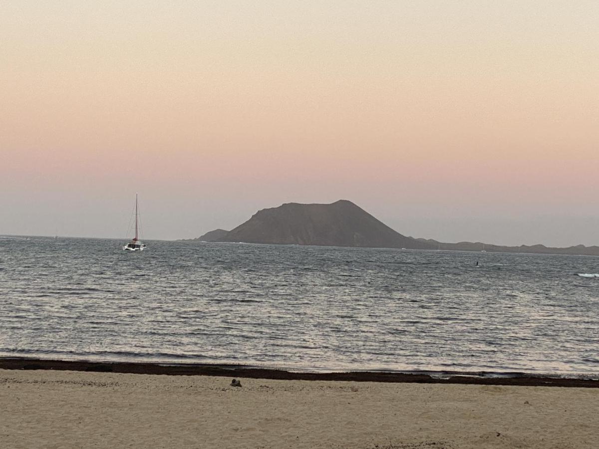 Sun And Surf Stay Corralejo Extérieur photo